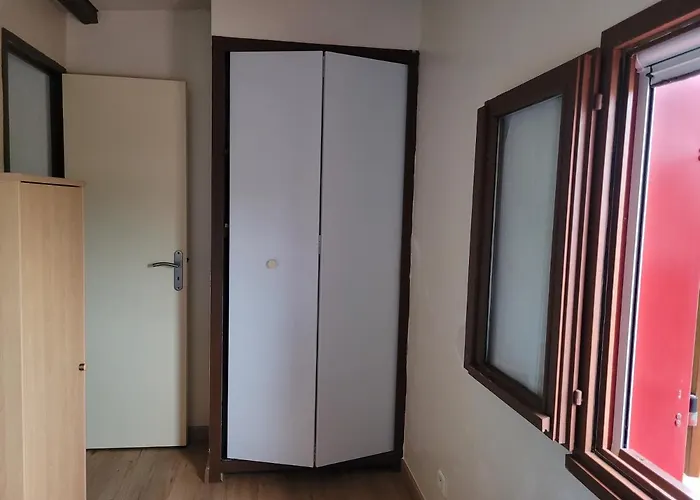 Mini Au Bord De La Mer, Proche Moriani