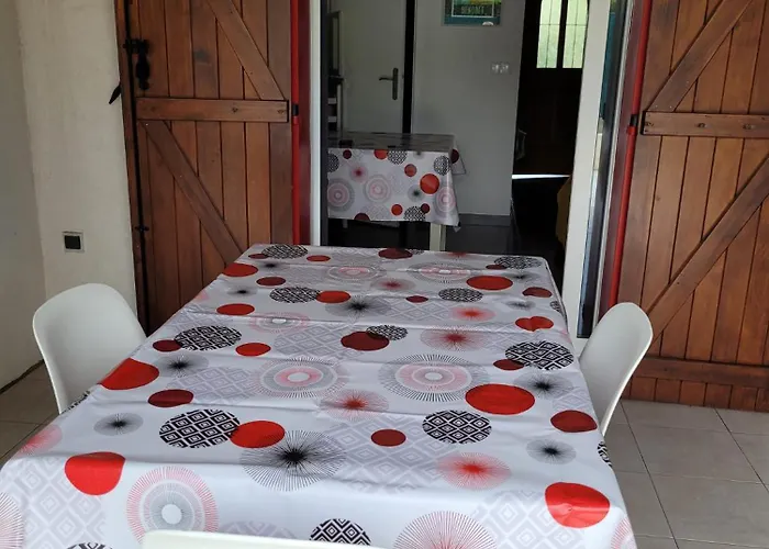 Mini Au Bord De La Mer, Proche Moriani